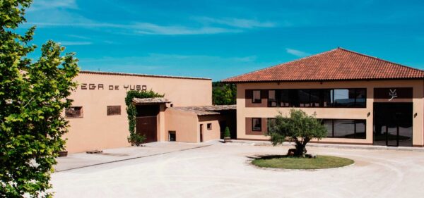 Bodega VEGA DE YUSO, (Quintanilla de Onésimo, Valladolid)