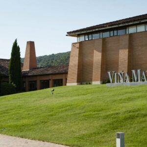 Bodegas VIÑA MAYOR, (Quintanilla de Onésimo, Valladolid)