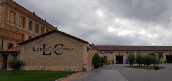 Bodegas LÓPEZ CRISTÓBAL (Roa, Burgos)